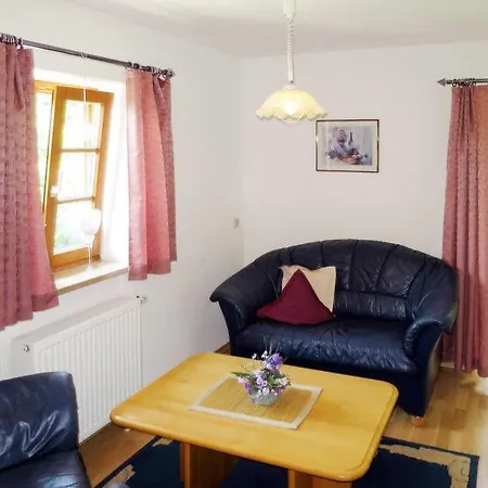 Neunussberg Sleeps 25 Pool T758970