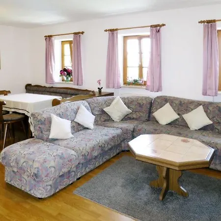 度假居 Neunussberg Sleeps 25 Pool T758970